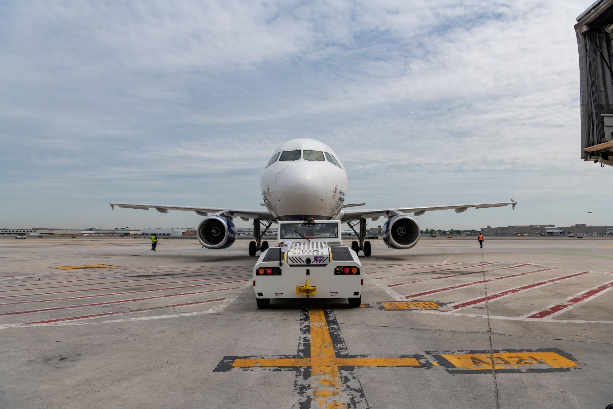 TUG ALPHA 1 Airplane