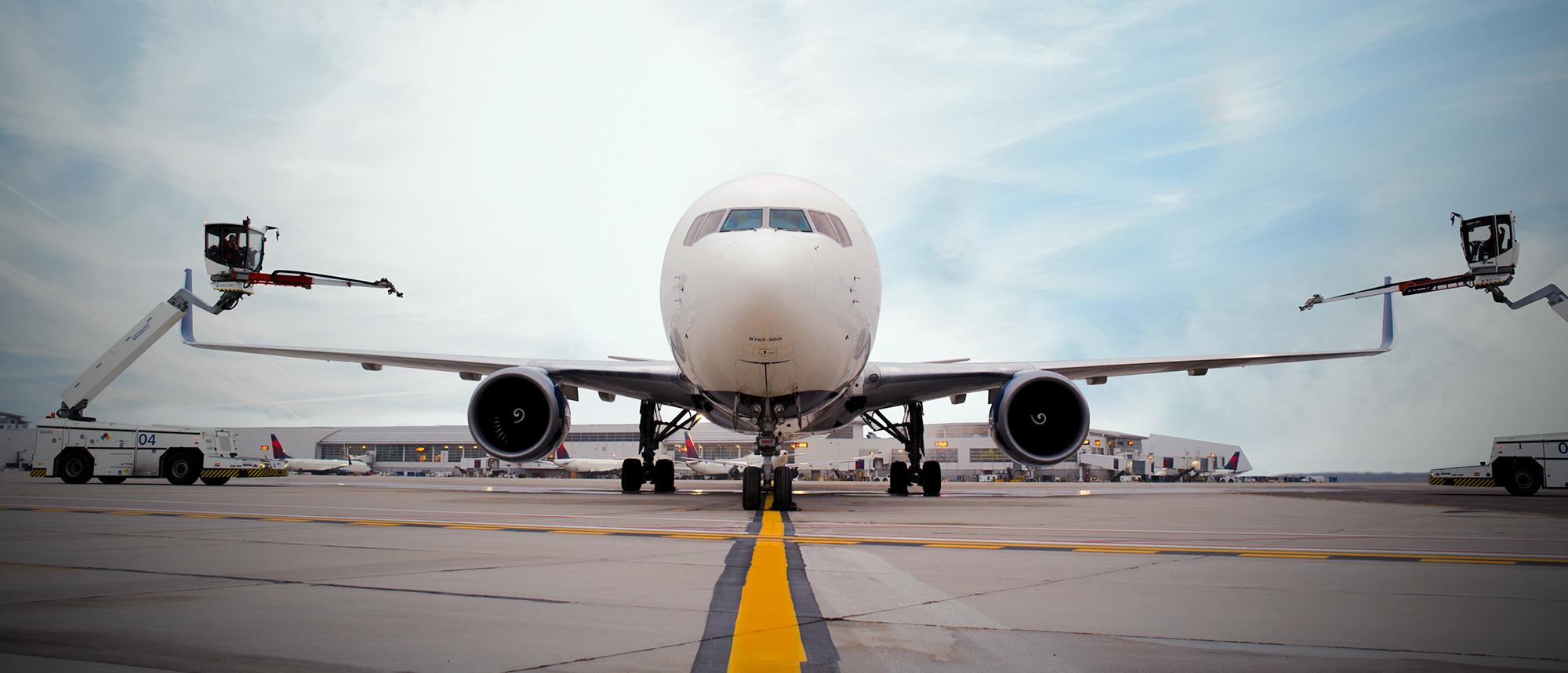 Textron GSE - Deicers