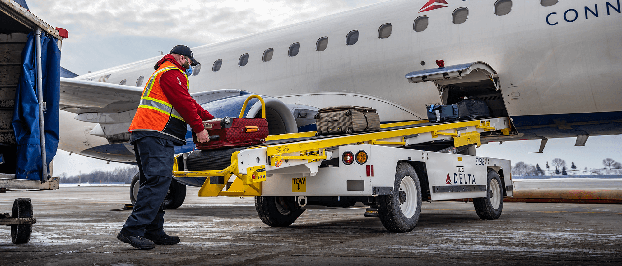 Learn More about Textron GSE's Smart Sense technology, available exclusively for TUG 660 Belt Loader.